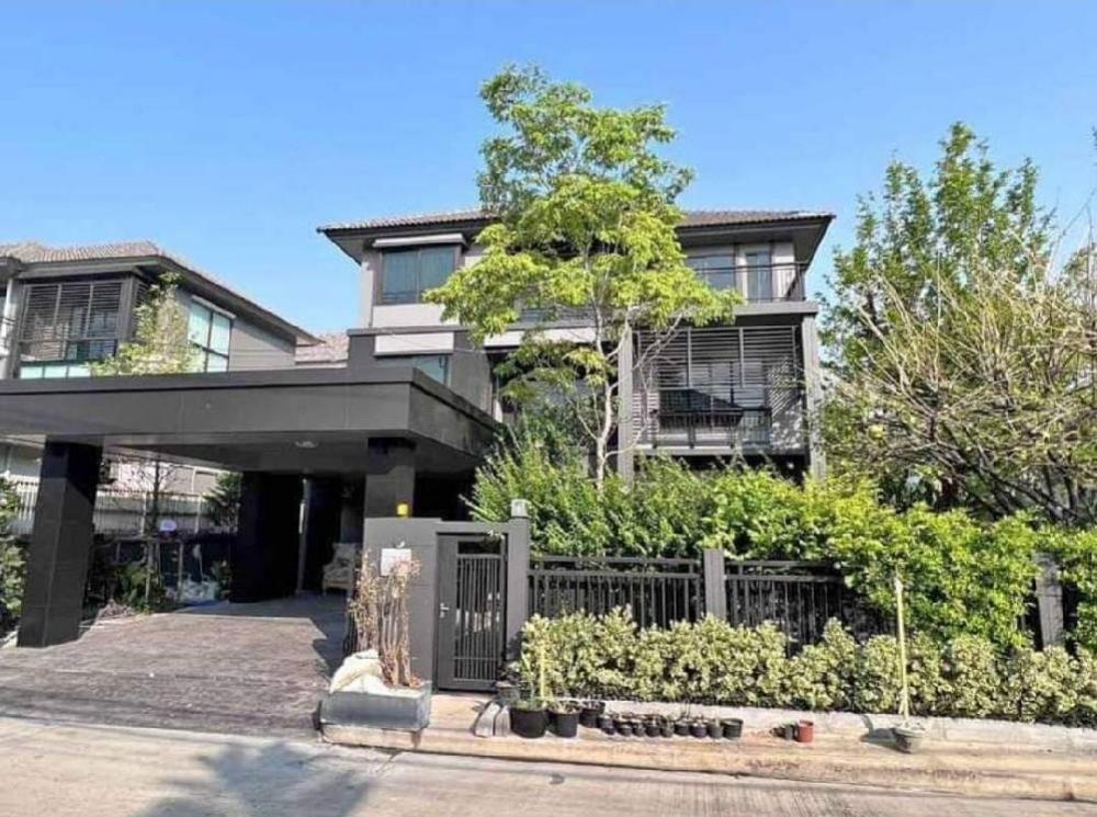 ให้เช่าบ้านพัฒนาการ ศรีนครินทร์ : Single House 3 Storey 5 bedrooms+ Maidroom พัฒนาการ Pattanakarn Soi 38