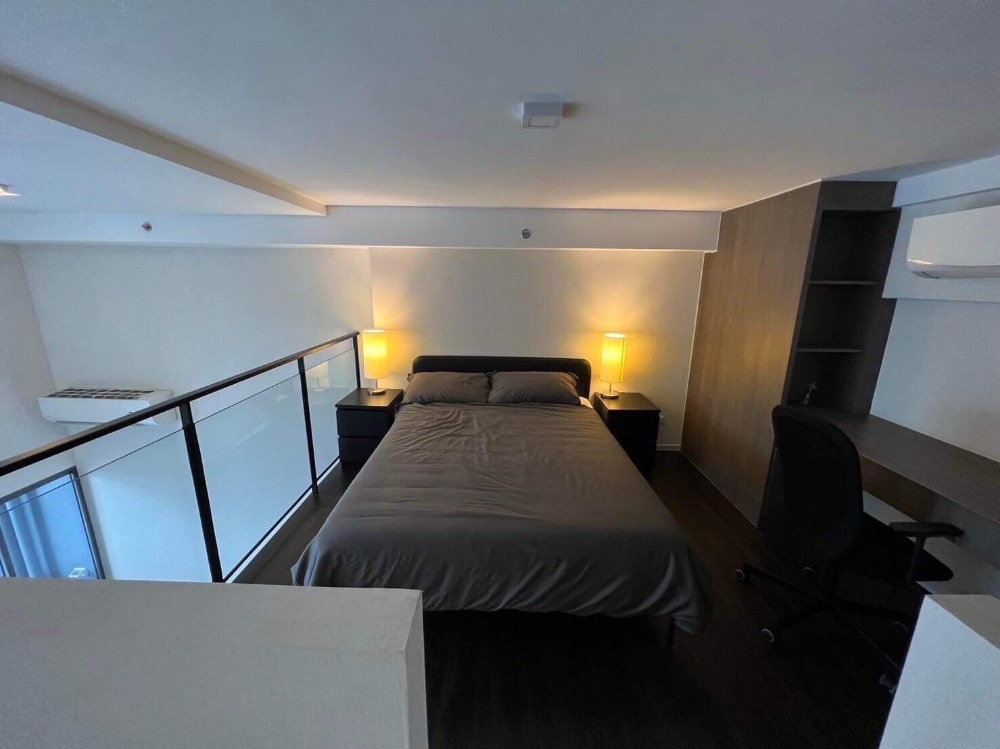 For RentCondoOnnut, Udomsuk : For rent Siamese Sukhumvit 48 near bts Phrakanong duplex unit high floor fully furnished