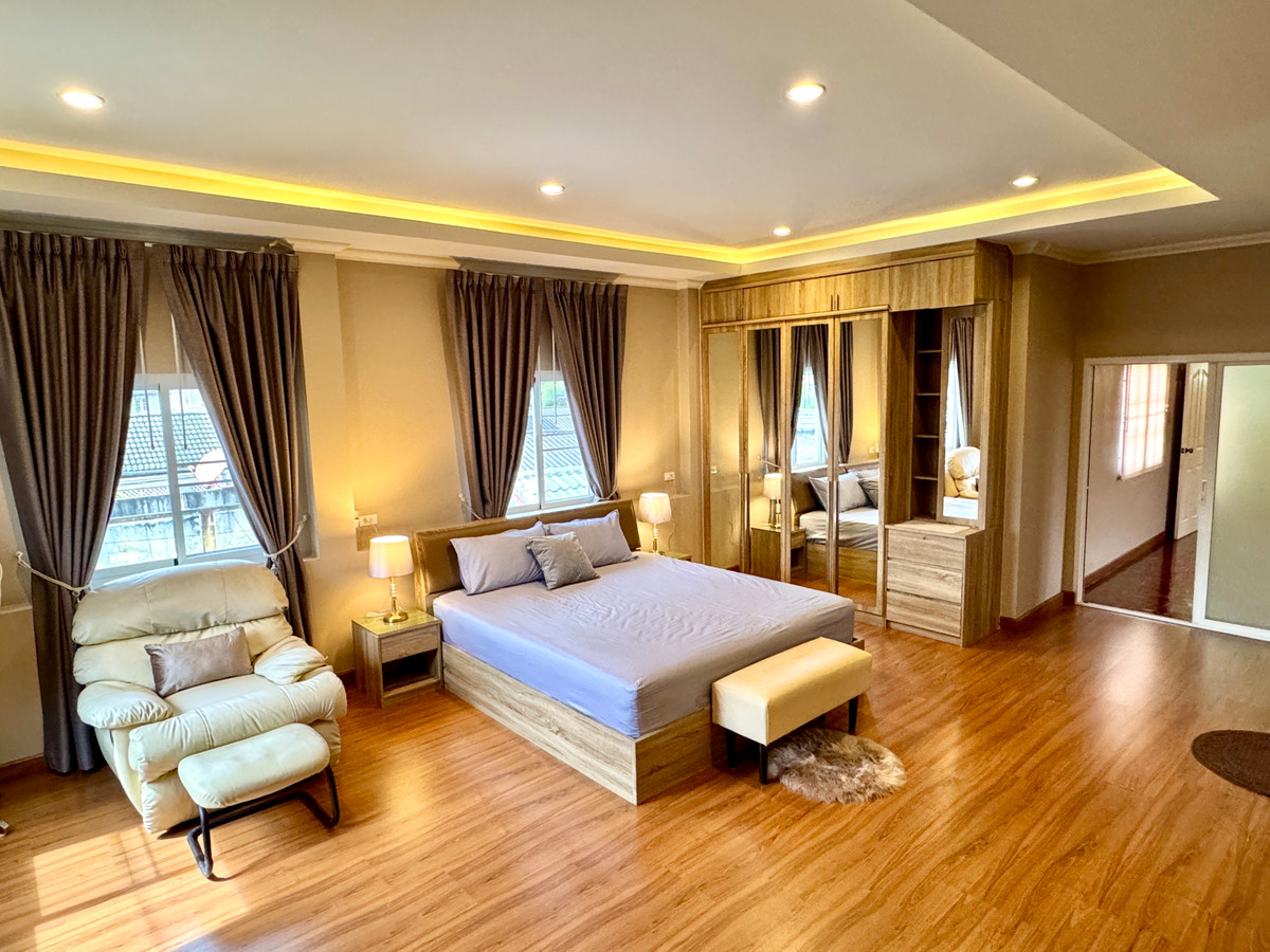 For RentHouseMin Buri, Romklao : house in sammagorn for RENT. Fully furnished