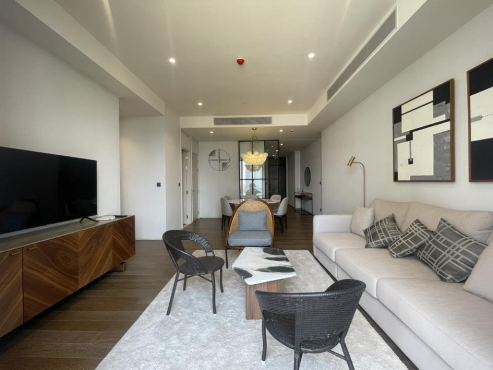ให้เช่าคอนโดวิทยุ ชิดลม หลังสวน : Rental : Muniq Luangsuan , 2 Bed 2 Bath , 12A Floor , 95 S.qm 🐶🐶 Pet Friendly 🐶🐶