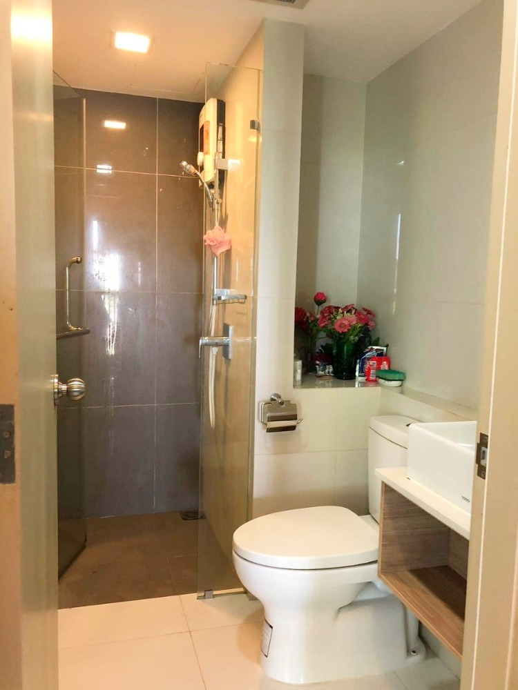 ขายคอนโดอ่อนนุช อุดมสุข : ขาย คอนโด Moniiq สุขุมวิท 64 1 ห้องนอน 28.24 ตรม. ชั้น 4 เฟอร์ครบ พร้อมเข้าอยู่