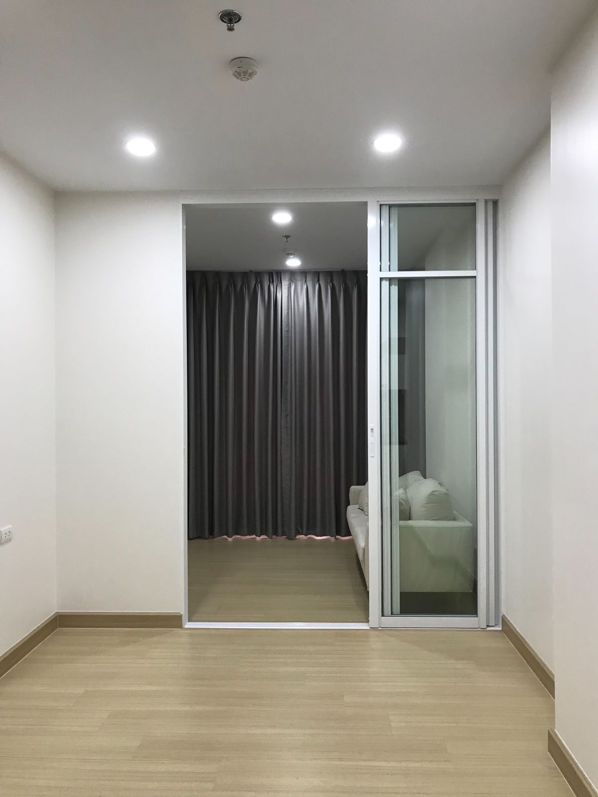 For SaleCondoRamkhamhaeng, Hua Mak : Condo for sale, Supalai Werenda, Ramkhamhaeng 44 sqm, Building B, Floor 12A, Ratchamangkla Stadium 
 

