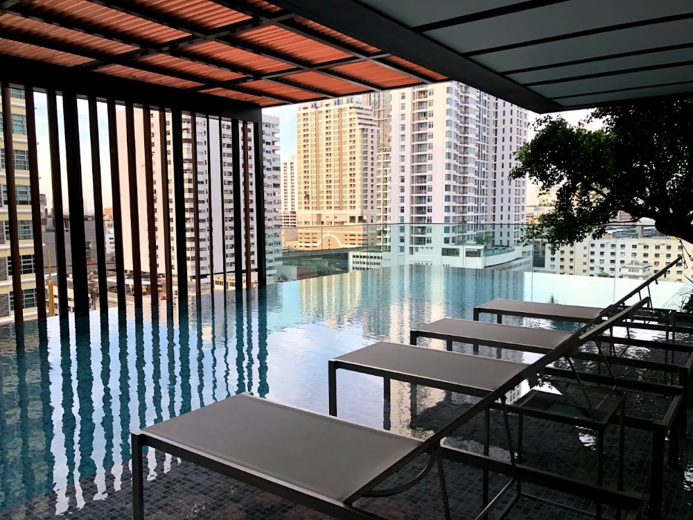 For RentCondoRatchathewi,Phayathai : Condo for rent, The Line Ratchathewi, 1 bedroom, 1 bathroom, 32.62 sq m. Fully furnished, only 18,000 baht, contact ID Line: @Roomdd