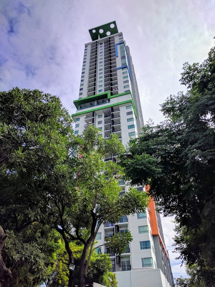 For RentCondoSapankwai,Jatujak : Condo for rent,(Intro Phaholyothin - Pradipat), 1 bedroom, 1 bathroom, 38 sq m. Fully furnished, only 13,000 baht, contact ID Line: @Roomdd