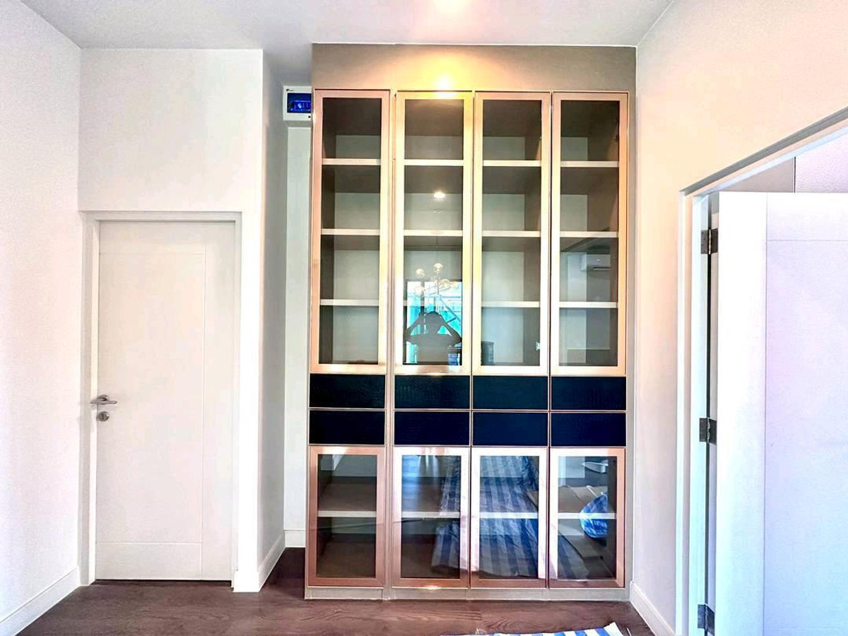 For RentHousePattanakan, Srinakarin : 🍒Single house for rent, Setthasiri Krungthep Kreetha Phase 2, very new, can travel 2 routes, Ramkhamhaeng and Kreetha Tad Mai.