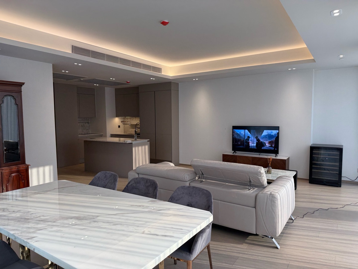 คอนโดวิทยุ ชิดลม หลังสวน : Available for Sale: Tonson One Residence 2 Bedrooms(Now Sale with Tanent)