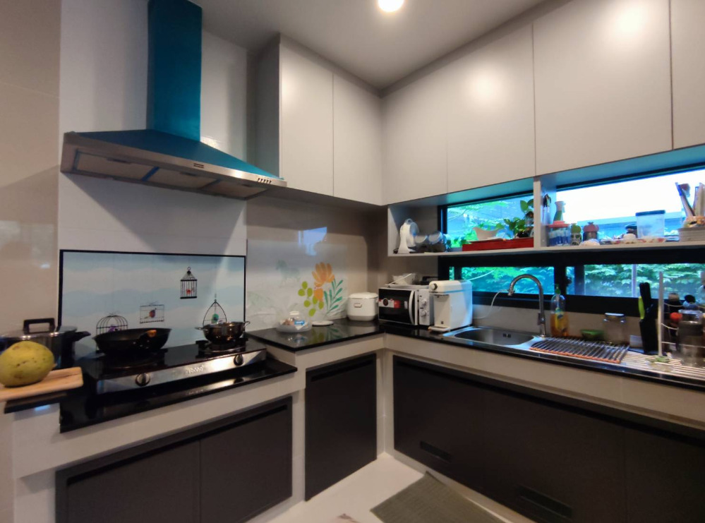 For RentHousePattanakan, Srinakarin : 🍒Single house for rent, Setthasiri Krungthep Kreetha Phase 2, very new, can travel 2 routes, Ramkhamhaeng and Kreetha Tad Mai.