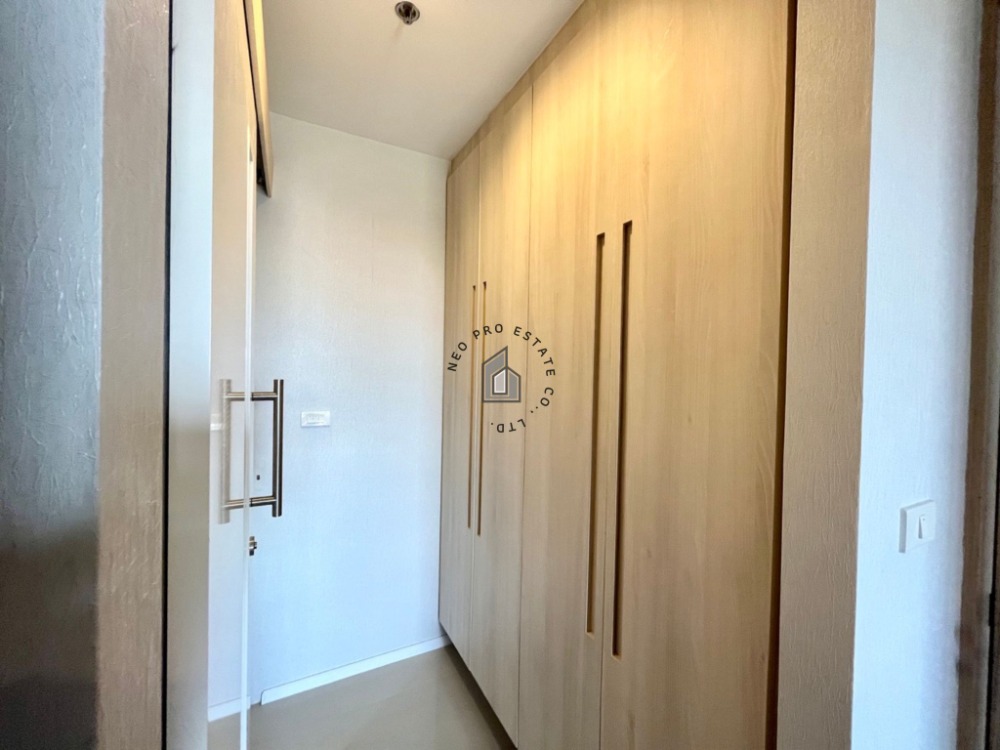 ให้เช่าคอนโดขอนแก่น : คอนโดหรู ขนาด 44 ตารางเมตร 1ห้องนอน 1ห้องน้ำ วิวบึงแก่นนครสุดสวย  เฟอร์นิเจอร์ครบ พร้อมอยู่