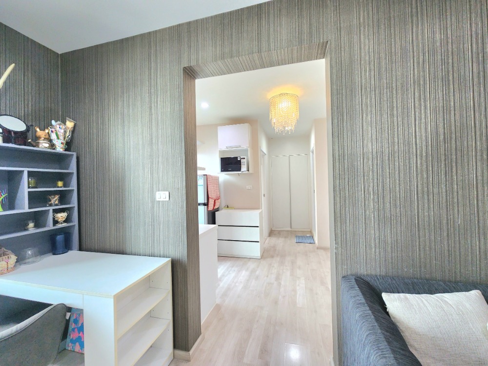 For RentCondoNonthaburi, Bang Yai, Bangbuathong : Reduced price, condition as shown in the picture. North direction**Vacant room. Beautiful and luxurious. Picture from the actual room** For rent, Plum Condo Central Station++with washing machine and bathroom glass partition++4 air conditioners