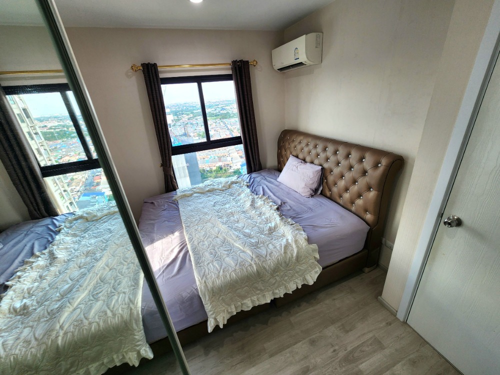 For RentCondoNonthaburi, Bang Yai, Bangbuathong : Reduced price, condition as shown in the picture. North direction**Vacant room. Beautiful and luxurious. Picture from the actual room** For rent, Plum Condo Central Station++with washing machine and bathroom glass partition++4 air conditioners