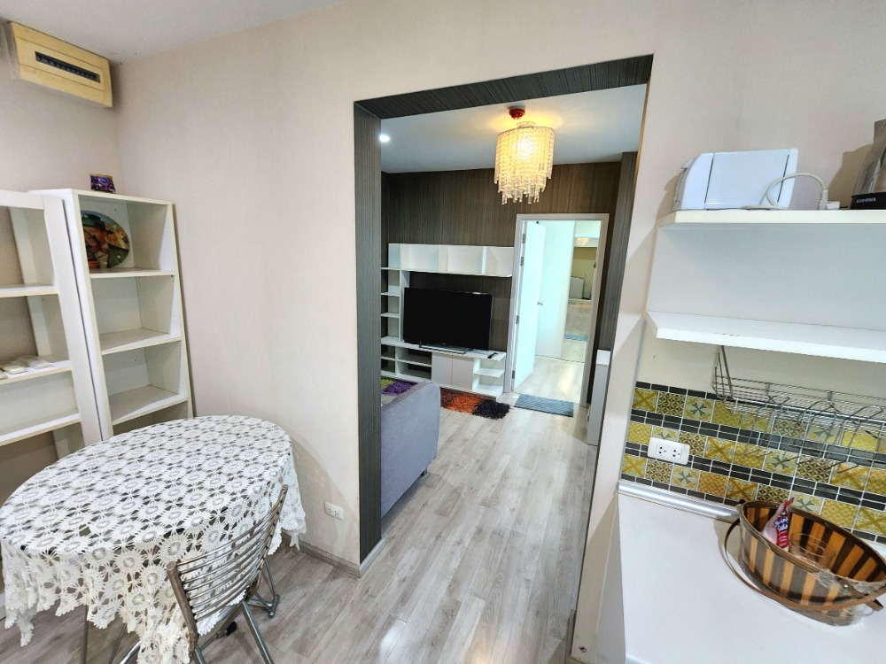 For RentCondoNonthaburi, Bang Yai, Bangbuathong : Reduced price, condition as shown in the picture. North direction**Vacant room. Beautiful and luxurious. Picture from the actual room** For rent, Plum Condo Central Station++with washing machine and bathroom glass partition++4 air conditioners