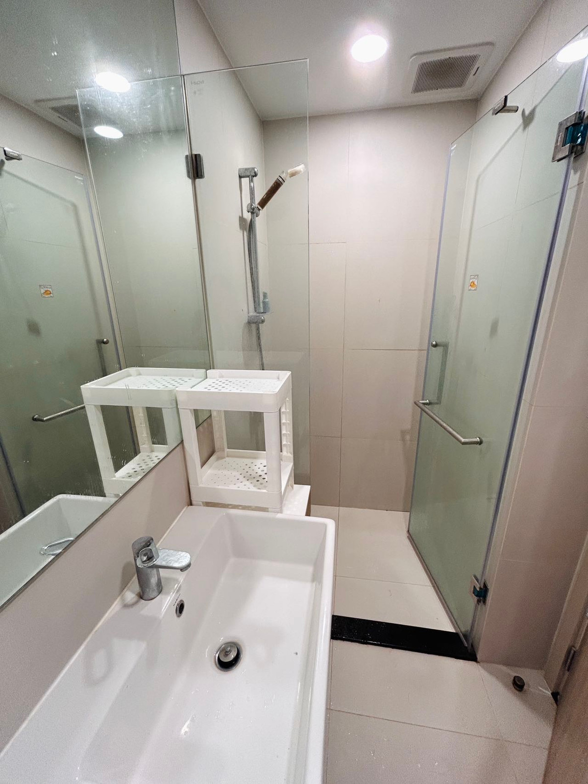 For RentCondoSukhumvit, Asoke, Thonglor : *** For Rent Noble Ambience 42, 2 Bedroom (s)**