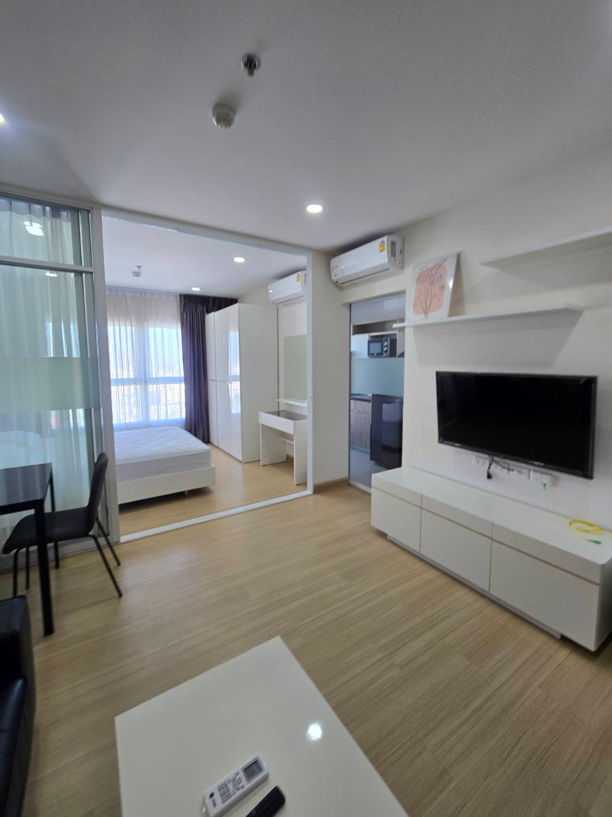 For RentCondoRamkhamhaeng, Hua Mak : Near Ramkhamhaeng University, opposite ABAC.