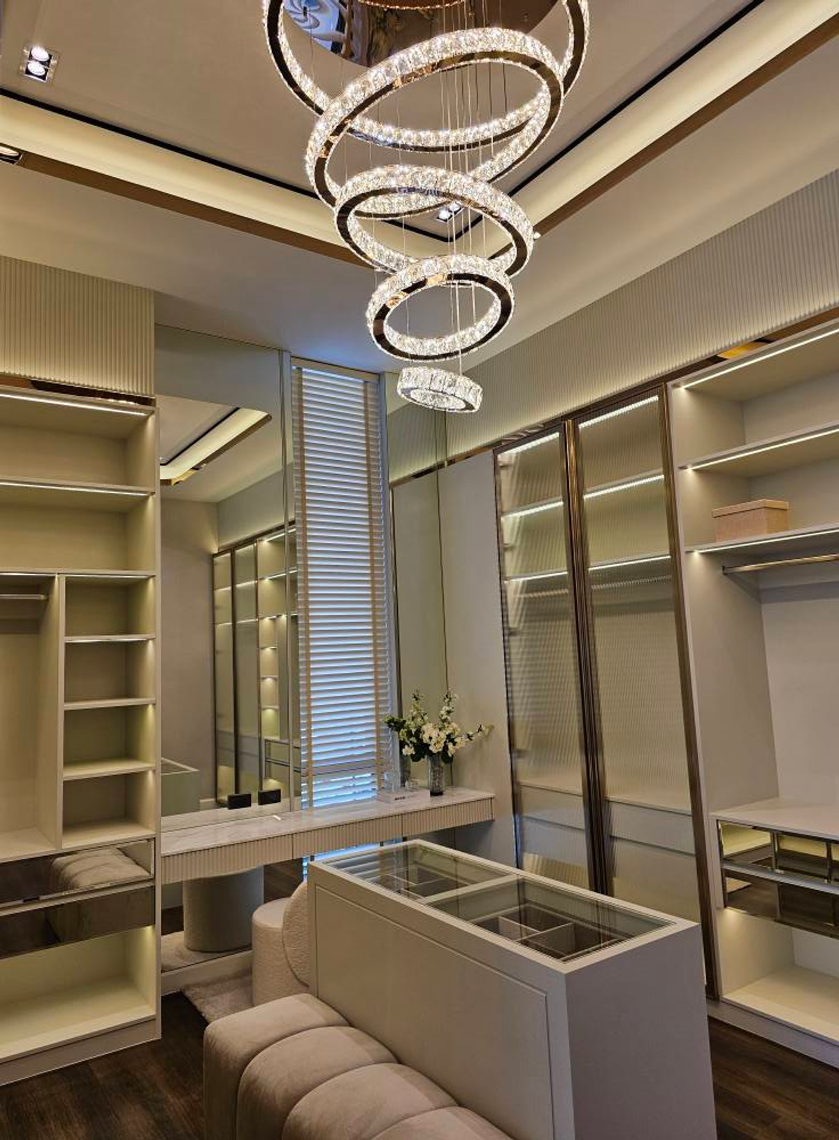 For SaleHouseBangna, Bearing, Lasalle : Luxury Home in Bangna Area | Built-in Decoration Just Like the Show Unit