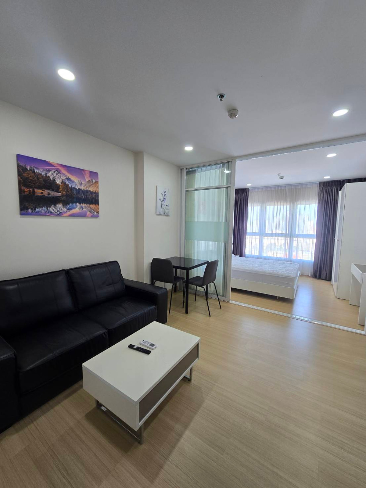 For RentCondoRamkhamhaeng, Hua Mak : Near Ramkhamhaeng University, opposite ABAC.