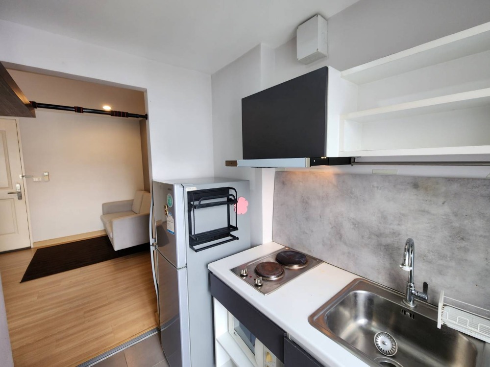 For RentCondoBangna, Bearing, Lasalle : **The room is empty. The decorated room is very beautiful. nice to stay Top floor ** Condo for rent, The Niche Mono Bangna project (The Niche Mono Bangna), only 910 from MRT Si Iam SN431.25