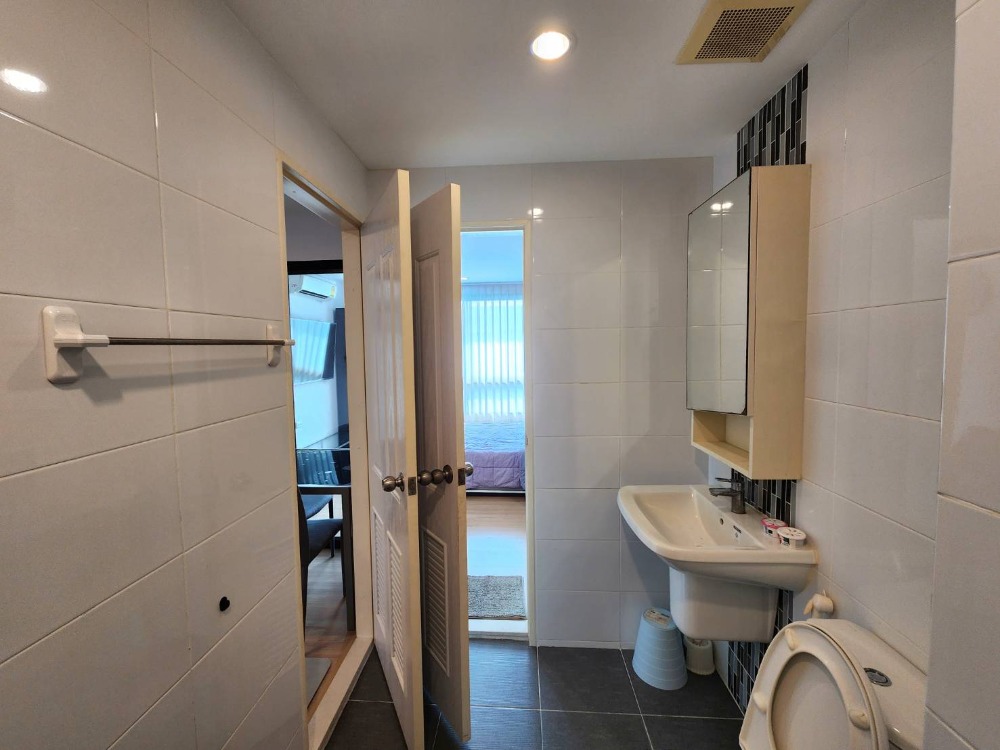 For RentCondoBangna, Bearing, Lasalle : **The room is empty. The decorated room is very beautiful. nice to stay Top floor ** Condo for rent, The Niche Mono Bangna project (The Niche Mono Bangna), only 910 from MRT Si Iam SN431.25