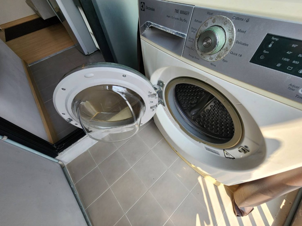 For RentCondoBangna, Bearing, Lasalle : **The room is empty. The decorated room is very beautiful. nice to stay Top floor ** Condo for rent, The Niche Mono Bangna project (The Niche Mono Bangna), only 910 from MRT Si Iam SN431.25