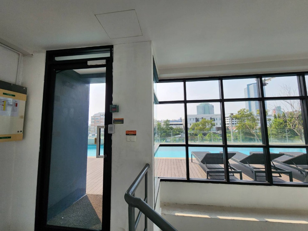 For RentCondoBangna, Bearing, Lasalle : **The room is empty. The decorated room is very beautiful. nice to stay Top floor ** Condo for rent, The Niche Mono Bangna project (The Niche Mono Bangna), only 910 from MRT Si Iam SN431.25