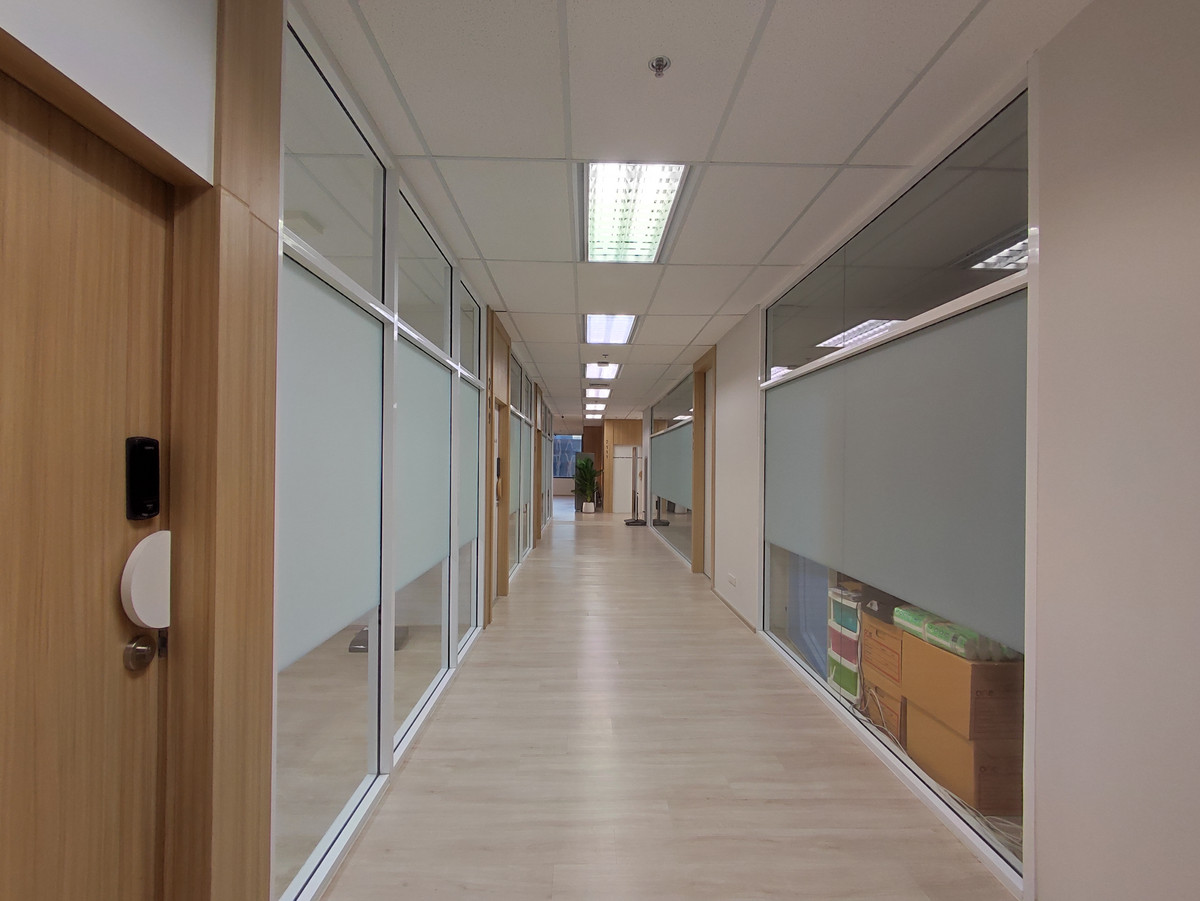 For RentOfficeSukhumvit, Asoke, Thonglor : For Rent Serviced Office Phromphong Emporium Tower Phromphong Office Building Fully-Furnished Starting for 1 - 100 Workstations (Rental Price starting from 10,000 THB/month) closed to BTS Phrom Phong, Sukhumvit, Wattana, Klongtoey, Thonglor, Asoke