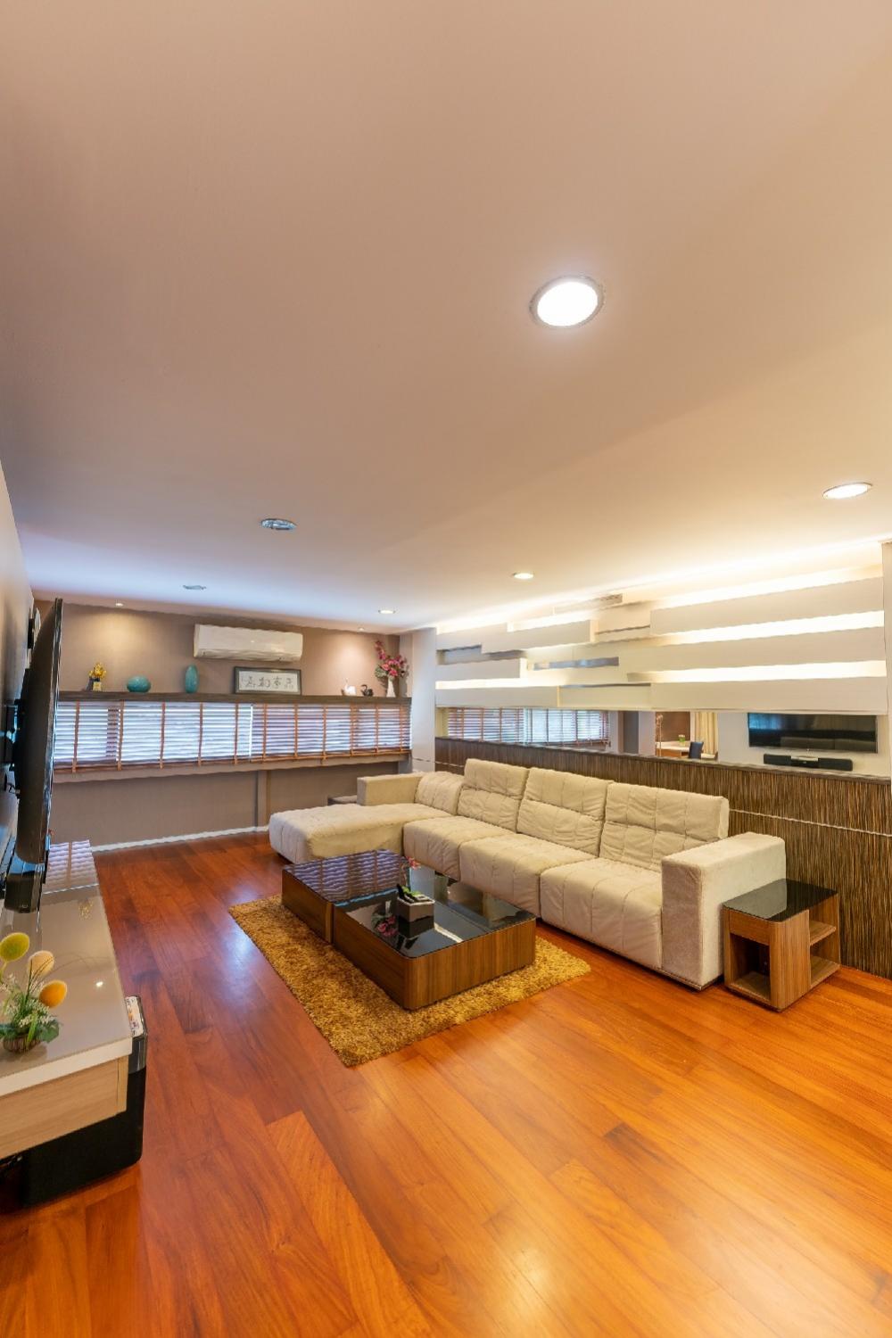 For SaleTownhomePattanakan, Srinakarin : House for sale, Noble Cube Phatthanakan, the only single house, rare item, 4 floors with swimming pool.