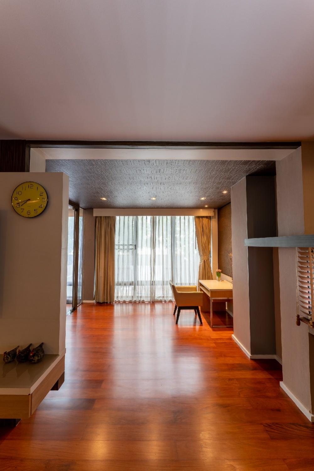 For SaleTownhomePattanakan, Srinakarin : House for sale, Noble Cube Phatthanakan, the only single house, rare item, 4 floors with swimming pool.