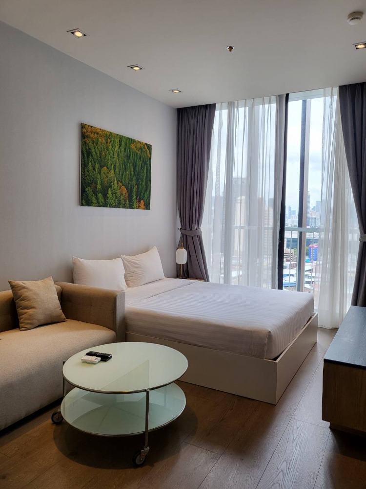 For RentCondoSukhumvit, Asoke, Thonglor : 🔥Condo for rent at Park 24, Park Origin Phrom Phong, Studio room,🔥 𝑭𝑹𝑬𝑬 𝑾𝒊𝒇𝒊 🔥(Service residence by Hampton)✅Ready to Move in!!