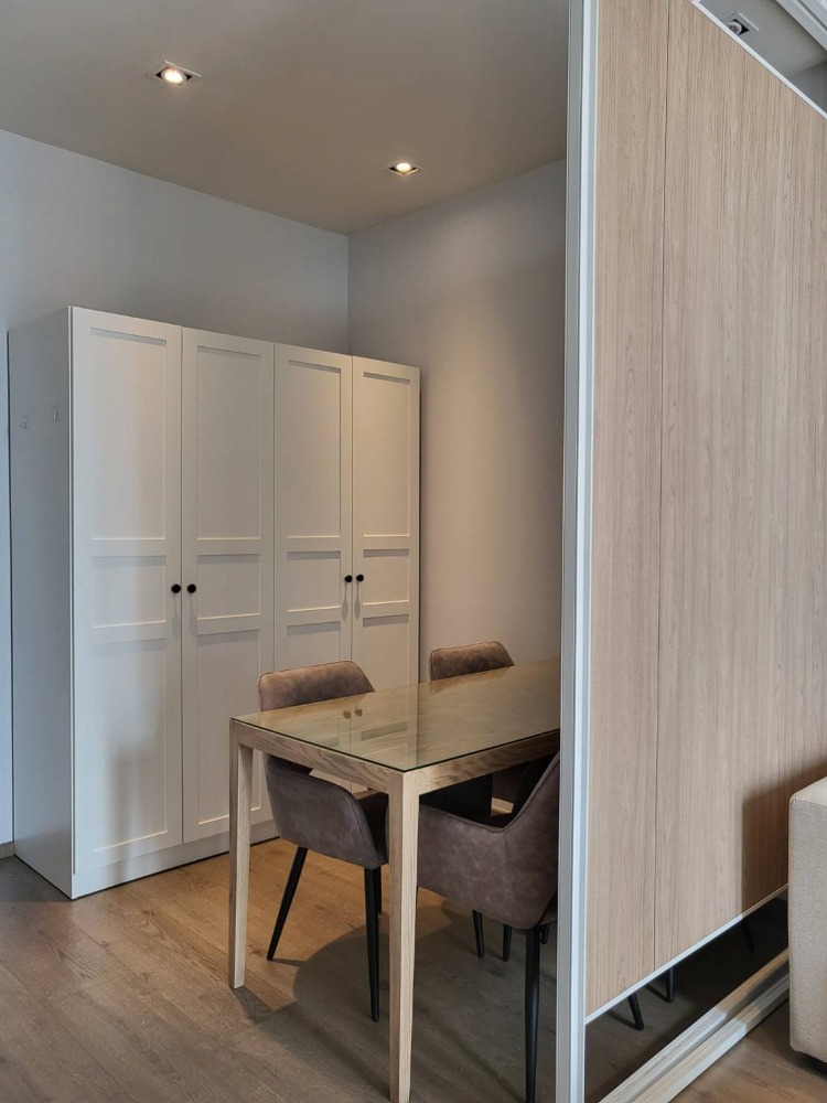 ให้เช่าคอนโดสุขุมวิท อโศก ทองหล่อ : ✅ให้เช่าคอนโด Park24, Park Origin Phrom Phong, ใกล้ BTS พร้อมพงษ์ Studio room.🔥ฟรี Wi-Fi🔥ห้องตกแต่งสวยเฟอร์นิเจอร์ครบ พร้อมเข้าอยู่ ✅