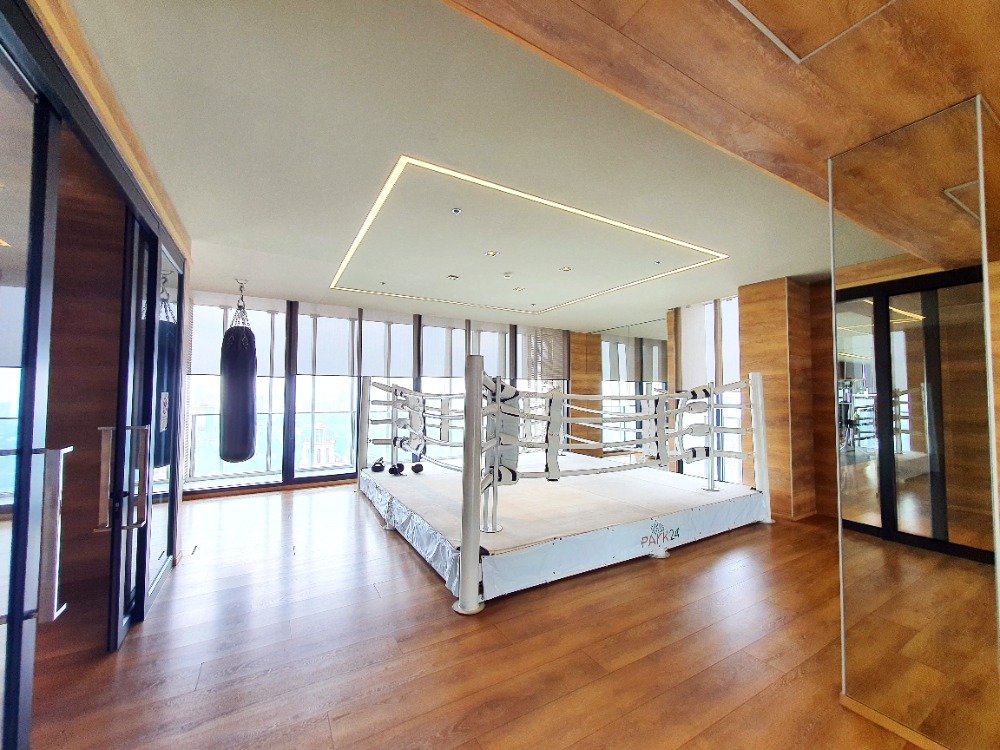 ให้เช่าคอนโดสุขุมวิท อโศก ทองหล่อ : ✅ให้เช่าคอนโด Park24, Park Origin Phrom Phong, ใกล้ BTS พร้อมพงษ์ Studio room.🔥ฟรี Wi-Fi🔥ห้องตกแต่งสวยเฟอร์นิเจอร์ครบ พร้อมเข้าอยู่ ✅