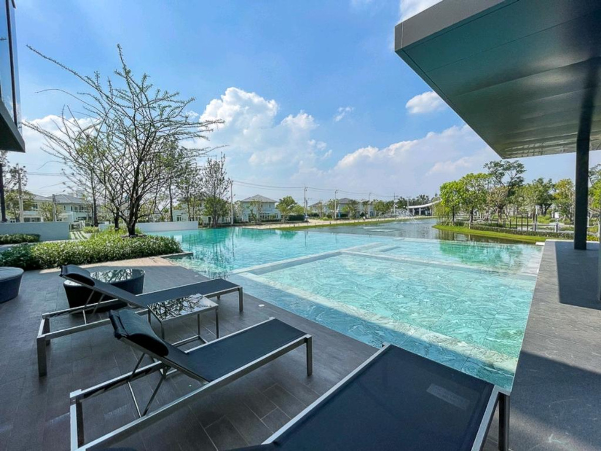 ให้เช่าบ้านลาดกระบัง สุวรรณภูมิ : 🚩⭐🍀ให้เช่า บ้านมัณฑนา บางนา-วงแหวน(บ้านไม้สัก) บ้านสวยติดห้างใหญ่ ใกล้สนามบิน พร้อมอยู่🛫ตกแต่งด้วยเฟอร์นิเจอร์ไม้สักโมเดิร์น ที่ยังคงความงดงามเหนือกาลเวลา✅