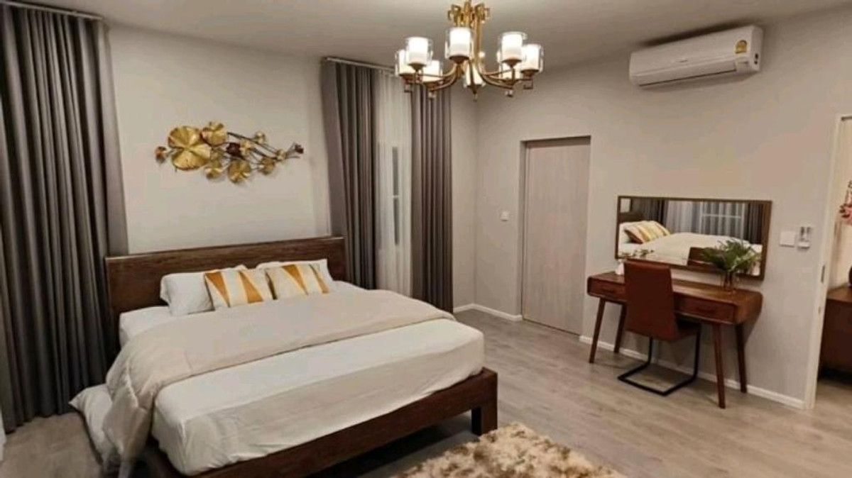 ให้เช่าบ้านลาดกระบัง สุวรรณภูมิ : 🚩⭐🍀ให้เช่า บ้านมัณฑนา บางนา-วงแหวน(บ้านไม้สัก) บ้านสวยติดห้างใหญ่ ใกล้สนามบิน พร้อมอยู่🛫ตกแต่งด้วยเฟอร์นิเจอร์ไม้สักโมเดิร์น ที่ยังคงความงดงามเหนือกาลเวลา✅