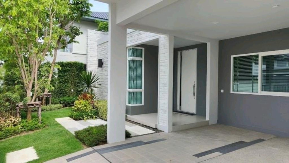 ให้เช่าบ้านลาดกระบัง สุวรรณภูมิ : 🚩⭐🍀ให้เช่า บ้านมัณฑนา บางนา-วงแหวน(บ้านไม้สัก) บ้านสวยติดห้างใหญ่ ใกล้สนามบิน พร้อมอยู่🛫ตกแต่งด้วยเฟอร์นิเจอร์ไม้สักโมเดิร์น ที่ยังคงความงดงามเหนือกาลเวลา✅