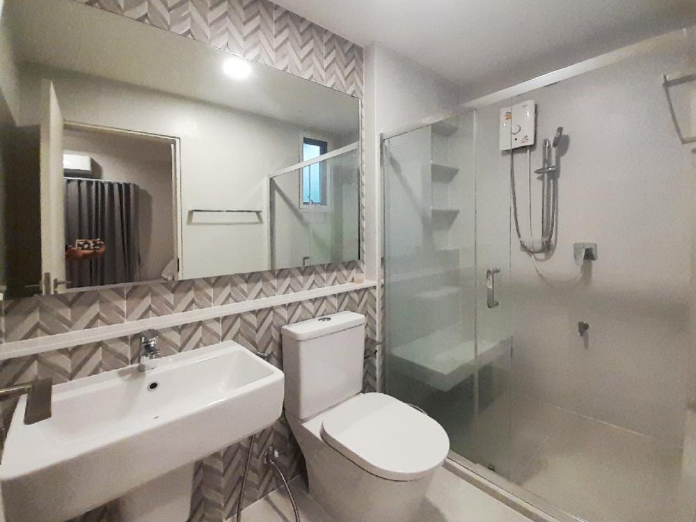 ให้เช่าบ้านลาดกระบัง สุวรรณภูมิ : 🚩⭐🍀ให้เช่า บ้านมัณฑนา บางนา-วงแหวน(บ้านไม้สัก) บ้านสวยติดห้างใหญ่ ใกล้สนามบิน พร้อมอยู่🛫ตกแต่งด้วยเฟอร์นิเจอร์ไม้สักโมเดิร์น ที่ยังคงความงดงามเหนือกาลเวลา✅