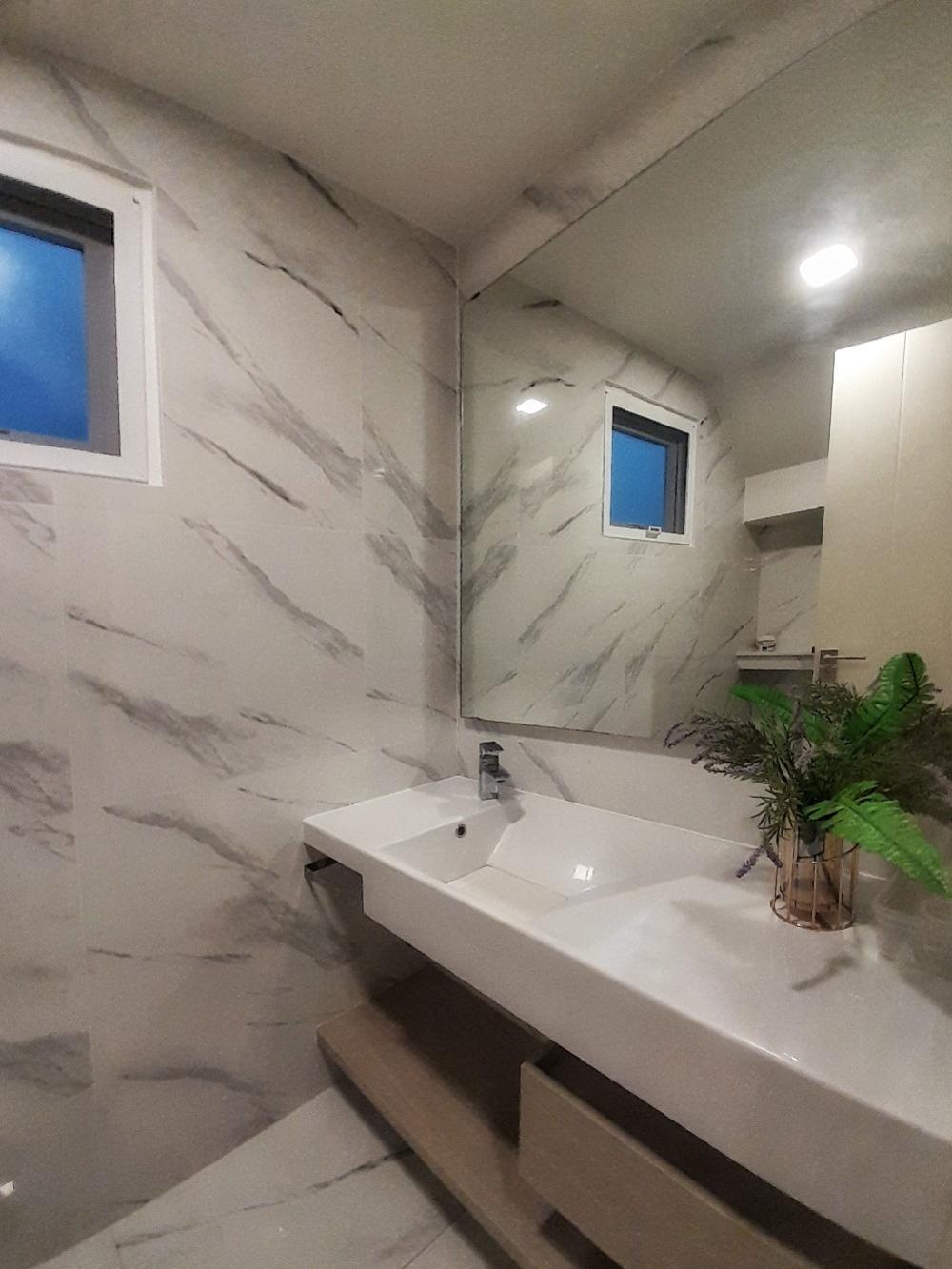 ให้เช่าบ้านลาดกระบัง สุวรรณภูมิ : 🚩⭐🍀ให้เช่า บ้านมัณฑนา บางนา-วงแหวน(บ้านไม้สัก) บ้านสวยติดห้างใหญ่ ใกล้สนามบิน พร้อมอยู่🛫ตกแต่งด้วยเฟอร์นิเจอร์ไม้สักโมเดิร์น ที่ยังคงความงดงามเหนือกาลเวลา✅