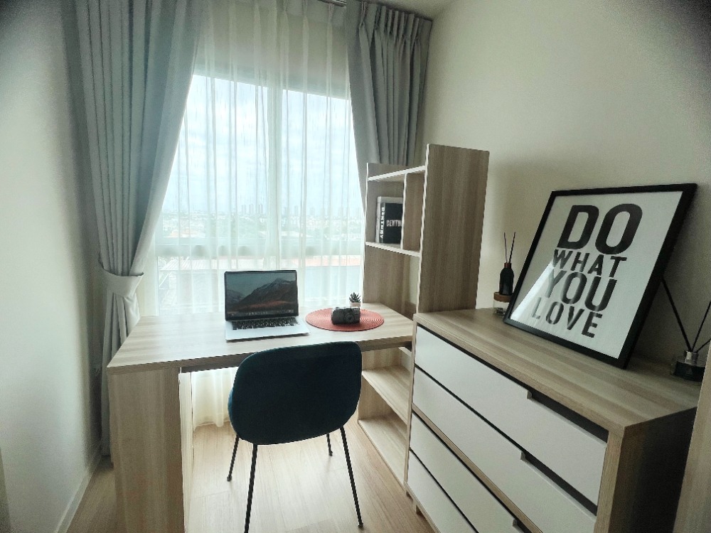 For SaleCondoChaengwatana, Muangthong : Condo for sale, Lumpini Ville Chaengwattana - Pakkret Station, Lumpini Ville Chaengwatthana - Pakkret Station, near BTS Chaengwattana - Pakkret Station, 28 STUDIO format, size 22.75 sq m. Chaeng Watthana Road, Tiwanon Road, Prachachuen Road,