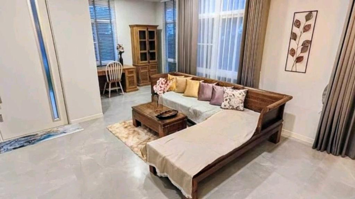 ให้เช่าบ้านลาดกระบัง สุวรรณภูมิ : 🚩⭐🍀ให้เช่า บ้านมัณฑนา บางนา-วงแหวน(บ้านไม้สัก) บ้านสวยติดห้างใหญ่ ใกล้สนามบิน พร้อมอยู่🛫ตกแต่งด้วยเฟอร์นิเจอร์ไม้สักโมเดิร์น ที่ยังคงความงดงามเหนือกาลเวลา✅