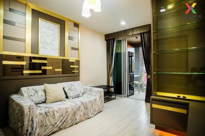 For SaleCondoKhlongtoei, Kluaynamthai : FOR SALE condo , Metro Luxe Rama 4 , BTS-Ekkamai , Phra Khanong , Khlong Toei , Bangkok , CX-74395