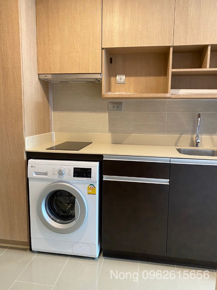 ให้เช่าคอนโดราชเทวี พญาไท : Q Chidlom Condo for RENT ให้เช่า คิว ชิดลม 1bed 45 Sq,m Call 096-2615656  ห้องกว้าง 45 ตรม. 1 นอน 1 น้ำ เฟอร์ครบ พร้อมอยู่    Location : Asoke - Phetburi - Chidlom  Rental Price : 28,000 Baht/Month  Condominium near MRT,