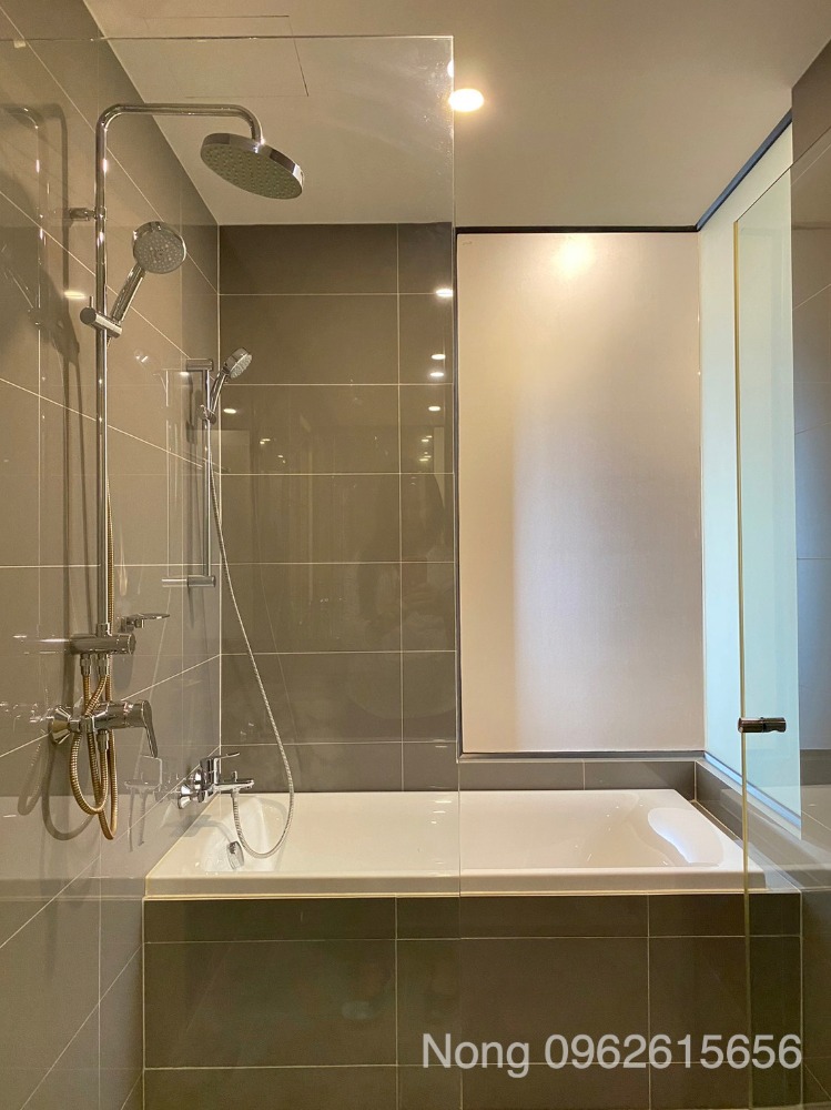 ให้เช่าคอนโดราชเทวี พญาไท : Q Chidlom Condo for RENT ให้เช่า คิว ชิดลม 1bed 45 Sq,m Call 096-2615656  ห้องกว้าง 45 ตรม. 1 นอน 1 น้ำ เฟอร์ครบ พร้อมอยู่    Location : Asoke - Phetburi - Chidlom  Rental Price : 28,000 Baht/Month  Condominium near MRT,