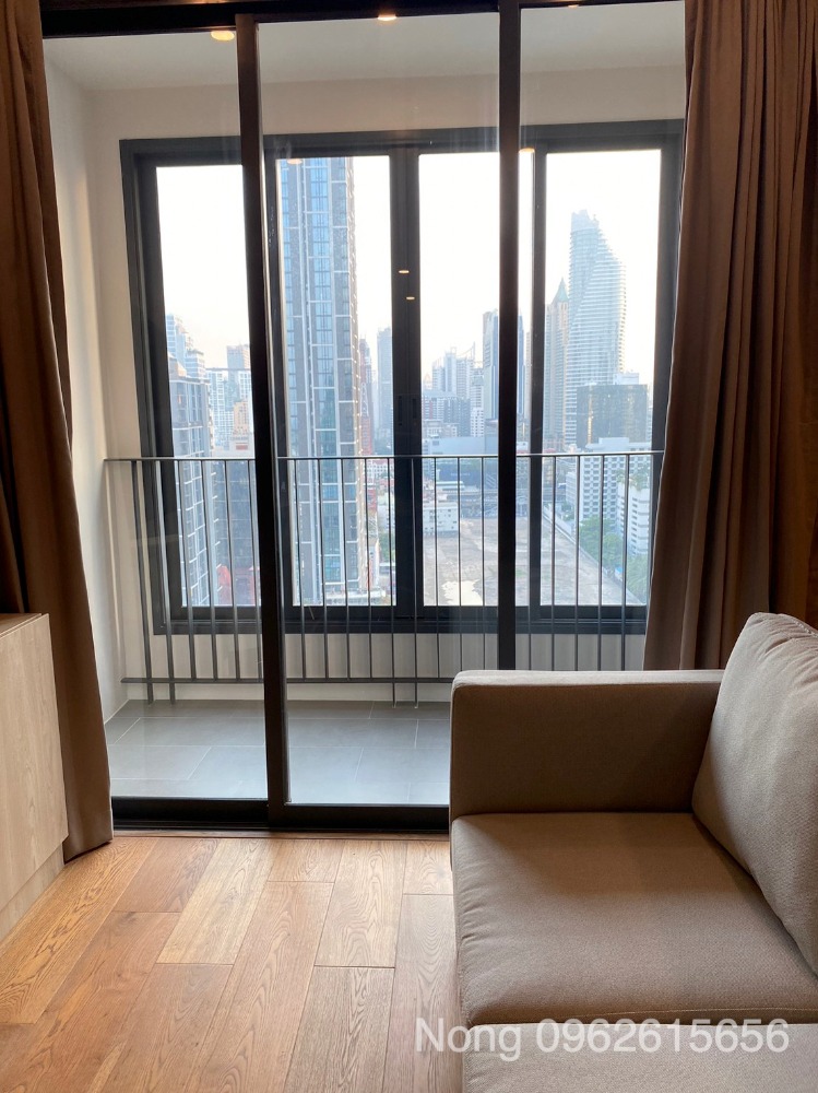 ให้เช่าคอนโดราชเทวี พญาไท : Q Chidlom Condo for RENT ให้เช่า คิว ชิดลม 1bed 45 Sq,m Call 096-2615656  ห้องกว้าง 45 ตรม. 1 นอน 1 น้ำ เฟอร์ครบ พร้อมอยู่    Location : Asoke - Phetburi - Chidlom  Rental Price : 28,000 Baht/Month  Condominium near MRT,