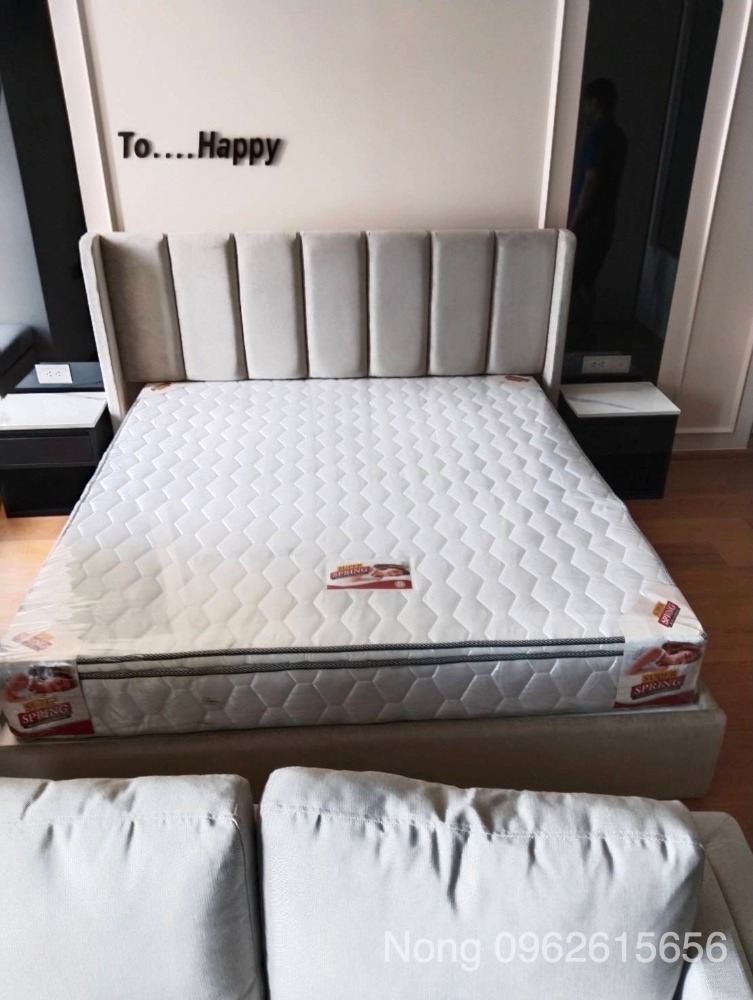 ให้เช่าคอนโดราชเทวี พญาไท : Q Chidlom Condo for RENT ให้เช่า คิว ชิดลม 1bed 45 Sq,m Call 096-2615656  ห้องกว้าง 45 ตรม. 1 นอน 1 น้ำ เฟอร์ครบ พร้อมอยู่    Location : Asoke - Phetburi - Chidlom  Rental Price : 28,000 Baht/Month  Condominium near MRT,