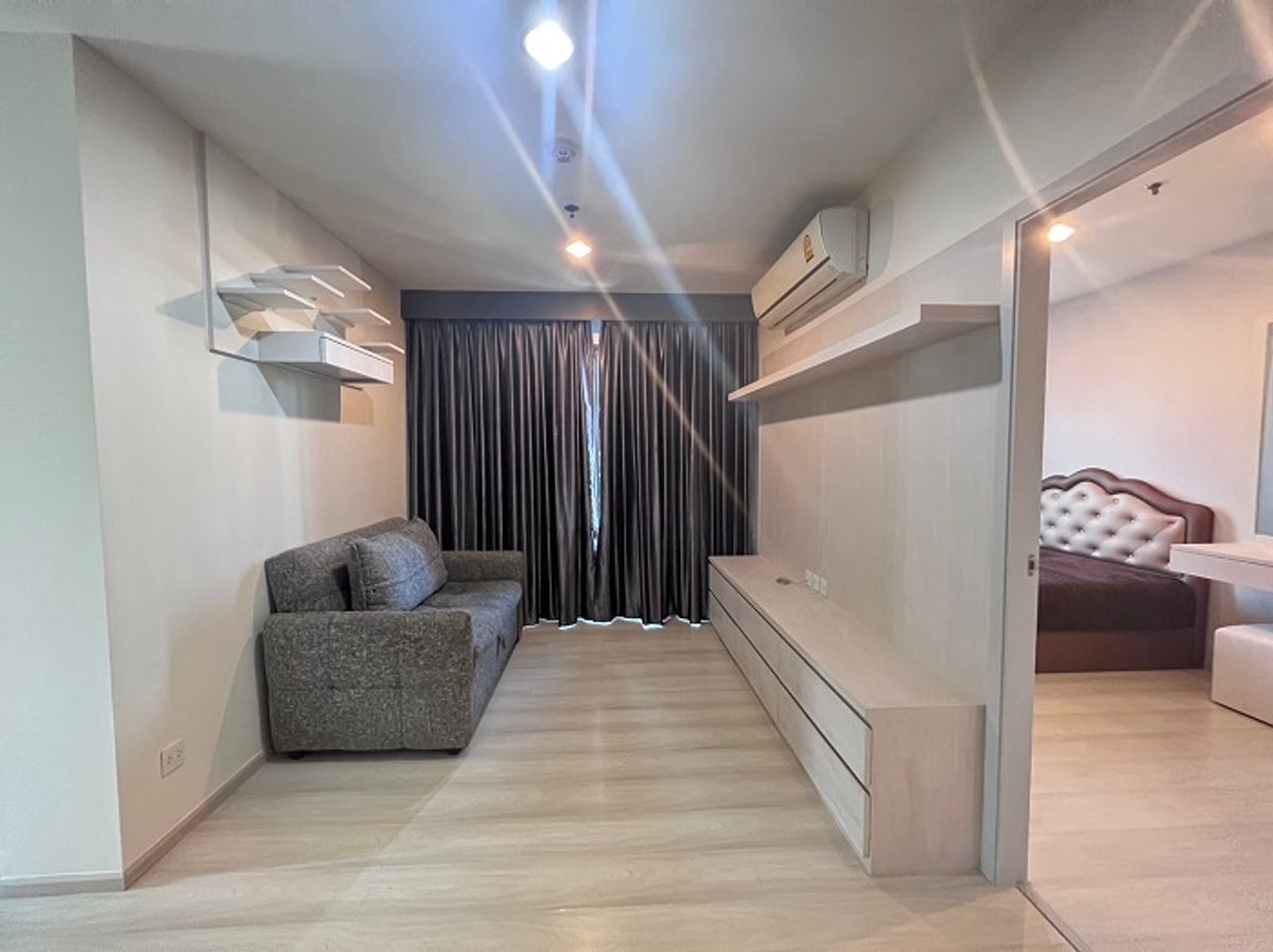 ขายคอนโดปิ่นเกล้า จรัญสนิทวงศ์ : 💥รหัส LFPK040024💥 📢📢ขายห้องใหม่ life Pinklao (2 Br 56 ตร.ม/5.65 ล้าน) ชั้น 4 พร้อมเฟอร์ ติดMRT/ถนนใหญ่/ใกล้ห้าง 📞 087-4496994 เฟิร์ส
