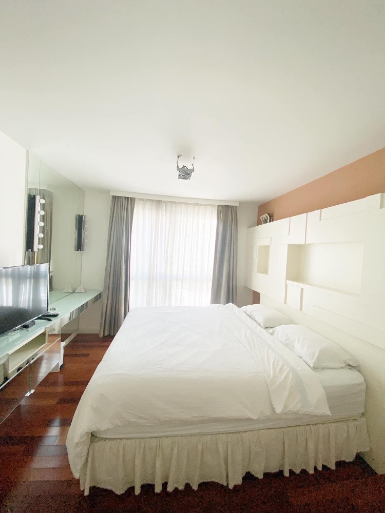 ให้เช่าคอนโดสุขุมวิท อโศก ทองหล่อ : For rent The 49 Plus 2 low rise garden view
