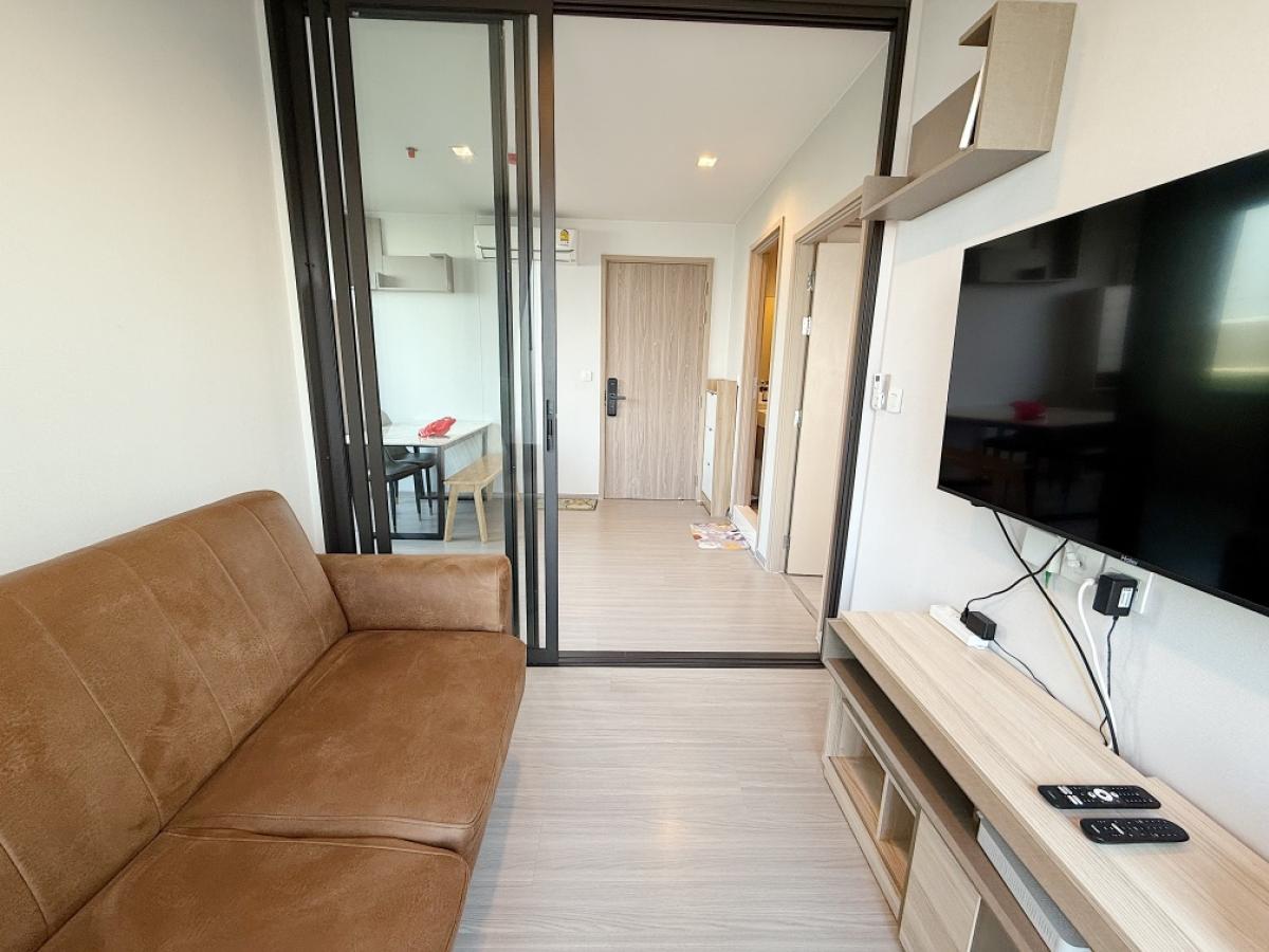 For RentCondoThaphra, Talat Phlu, Wutthakat : 👑Life Sathorn Sierra👑Special Type Room✨FREE WIFI, 3 air conditioners, beautiful view, high floor ✅ have video in the room