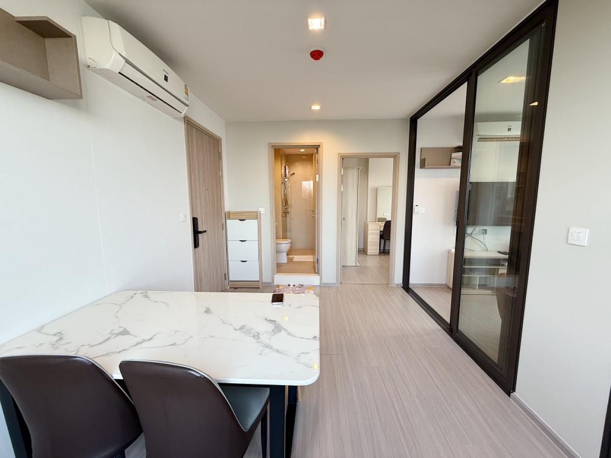 For RentCondoThaphra, Talat Phlu, Wutthakat : 👑Life Sathorn Sierra👑Special Type Room✨FREE WIFI, 3 air conditioners, beautiful view, high floor ✅ have video in the room