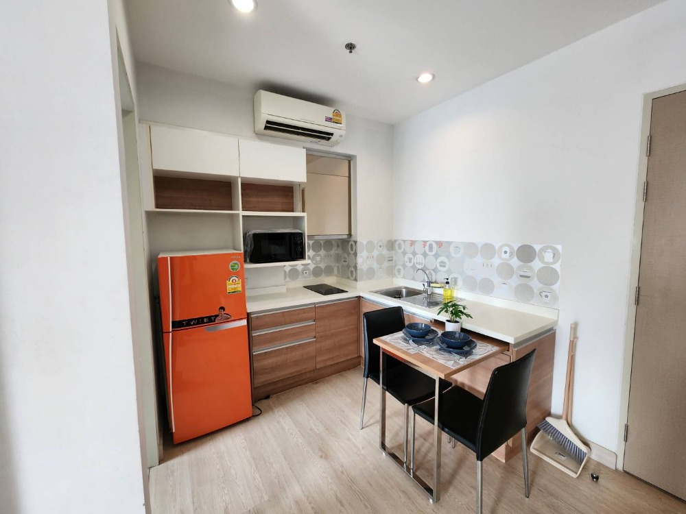 ให้เช่าคอนโดรัตนาธิเบศร์ สนามบินน้ำ พระนั่งเกล้า : **ห้องว่างครับผม แบบ 1 นอน คอนโดสไตล์โรงแรม ห้องโปร่งกว้าง น่าอยู่สุดๆ ** ให้เช่า The Hotel คอนโด ติดMRTบางกระสอ เส้นรัตนาธิเบศร์ มีเครื่องซักผ้า!!