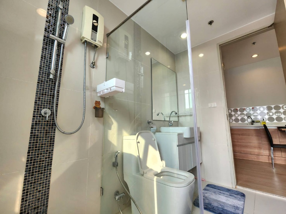 ให้เช่าคอนโดรัตนาธิเบศร์ สนามบินน้ำ พระนั่งเกล้า : **ห้องว่างครับผม แบบ 1 นอน คอนโดสไตล์โรงแรม ห้องโปร่งกว้าง น่าอยู่สุดๆ ** ให้เช่า The Hotel คอนโด ติดMRTบางกระสอ เส้นรัตนาธิเบศร์ มีเครื่องซักผ้า!!