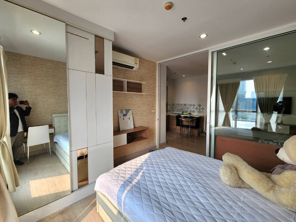 ให้เช่าคอนโดรัตนาธิเบศร์ สนามบินน้ำ พระนั่งเกล้า : **ห้องว่างครับผม แบบ 1 นอน คอนโดสไตล์โรงแรม ห้องโปร่งกว้าง น่าอยู่สุดๆ ** ให้เช่า The Hotel คอนโด ติดMRTบางกระสอ เส้นรัตนาธิเบศร์ มีเครื่องซักผ้า!!