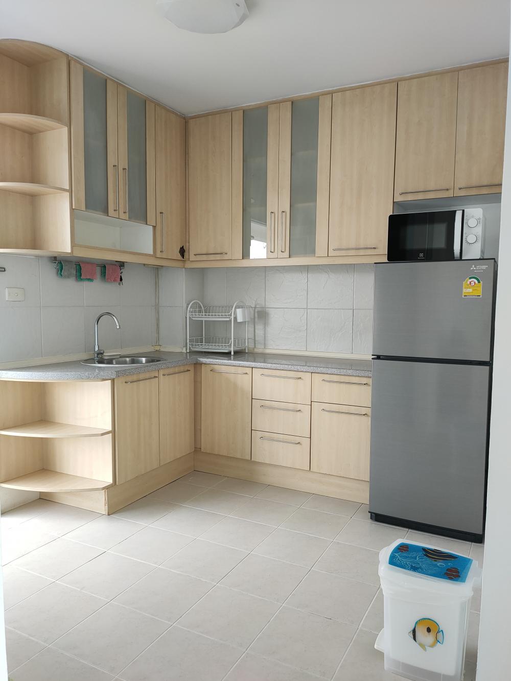 For RentCondoBangna, Bearing, Lasalle : Condo for rent, The Parkland Bangna, separated bedroom, beautiful room, newly decorated throughout the room, brand new electrical appliances, garden view, very livable