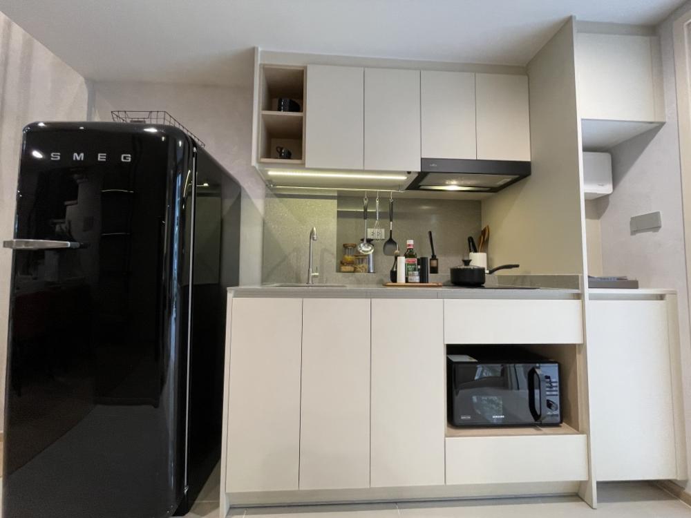 ขายคอนโดสยาม จุฬา สามย่าน : ขายคอนโด CULTURE จุฬา ขนาด 57 ตร.ม. 2 ห้องนอน 1 ห้องน้ำ ทำเลใจกลางสถานศึกษาชั้นนำ ใกล้รถไฟฟ้า 2 สาย 290 ม. ถึง BTS ศาลาแดง 350 ม. ถึง MRT สามย่าน สิ่งอำนวยความสะดวกมีให้ครบครัน